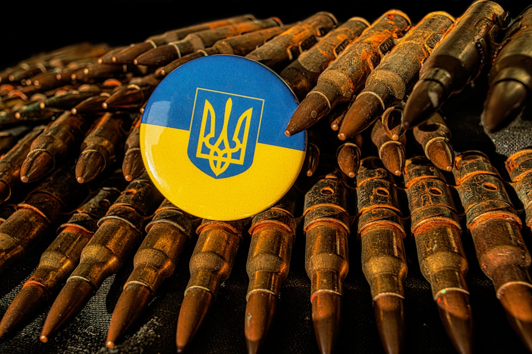 러시아 제재 - Ukraine military aid shortage