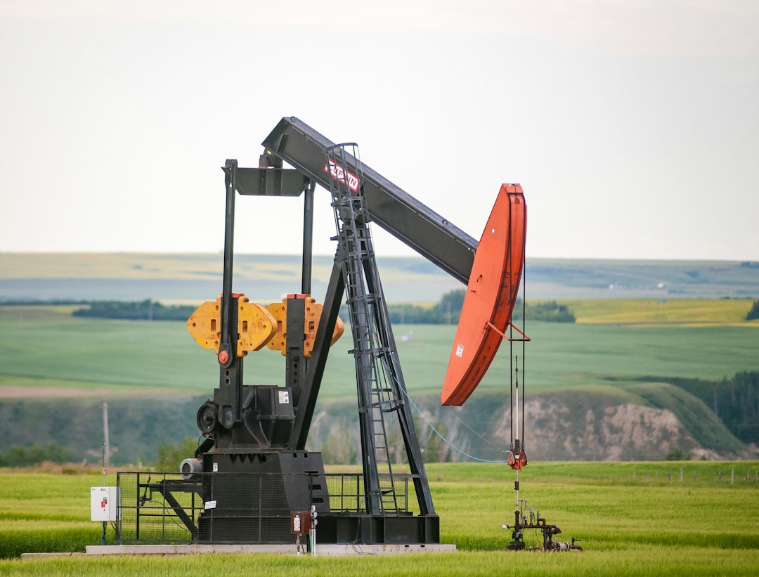 러시아 우크라이나 - oil price volatility geopolitics